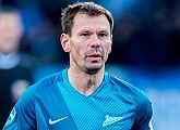 Konstantin Zyryanov extends his contract at Zenit