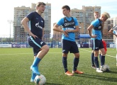 Photos of Andrey Arshavin training with the Gazprom Academy U17s
