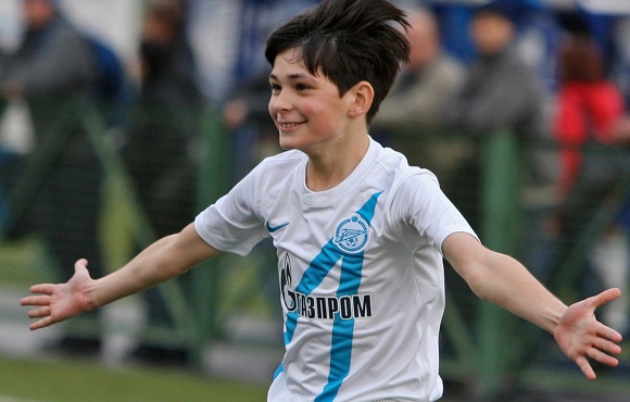 Gazprom Academy graduate Saba Sazonov signs for Torino