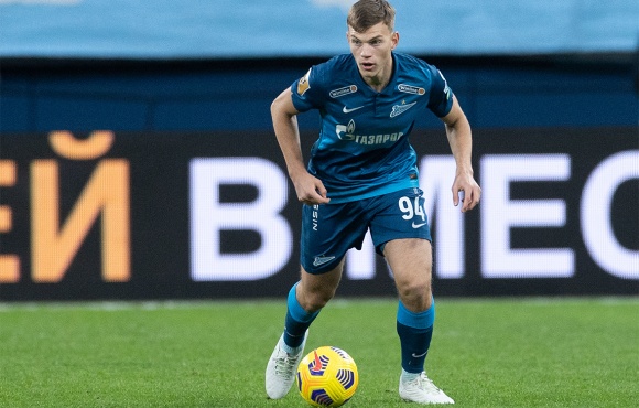 Danila Khotulev and Kirill Kravtsov made their Zenit debuts