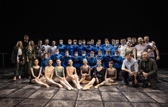 Sergei Semak and the Zenit players have a ballet lesson at the Mikhailovsky Theatre