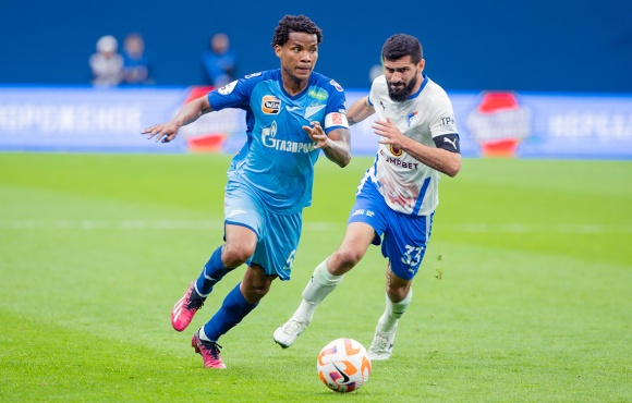Wilmar Barrios plays his 150th game for Zenit