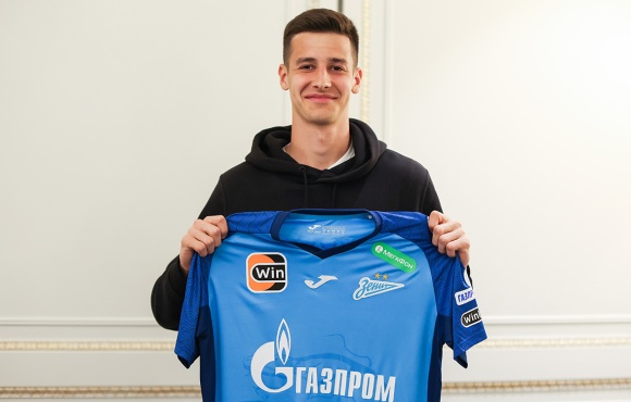 Bogdan Moskvichev extends his Zenit contract