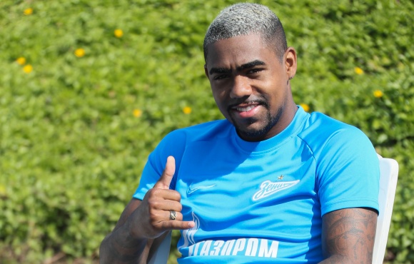 Malcom received his player of the month award, in a special way!