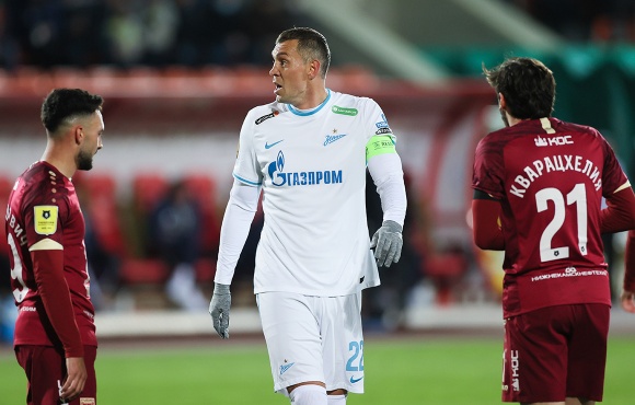 Artem Dzyuba moves up to fourth in the number of doubles scored for the club