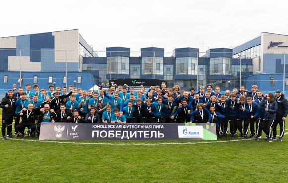 Zenit U17s and U18s win both the YFL championships