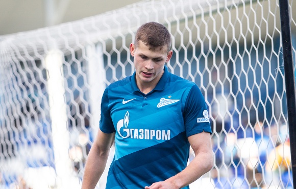 Stanislav Krapukhin makes his debut for the Zenit first team