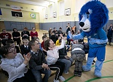 New Year's visit of the blue-white-sky blues to St. Petersburg's Down Syndrome Centre 