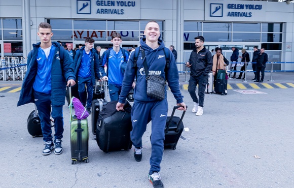 Zenit U21s have flown to Turkey for winter training