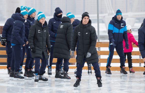 Zenit U19 team visited the new ice skating rink near the Gazprom Arena